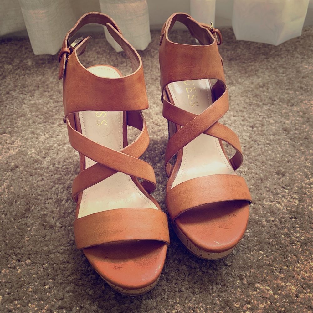 Guess wedges